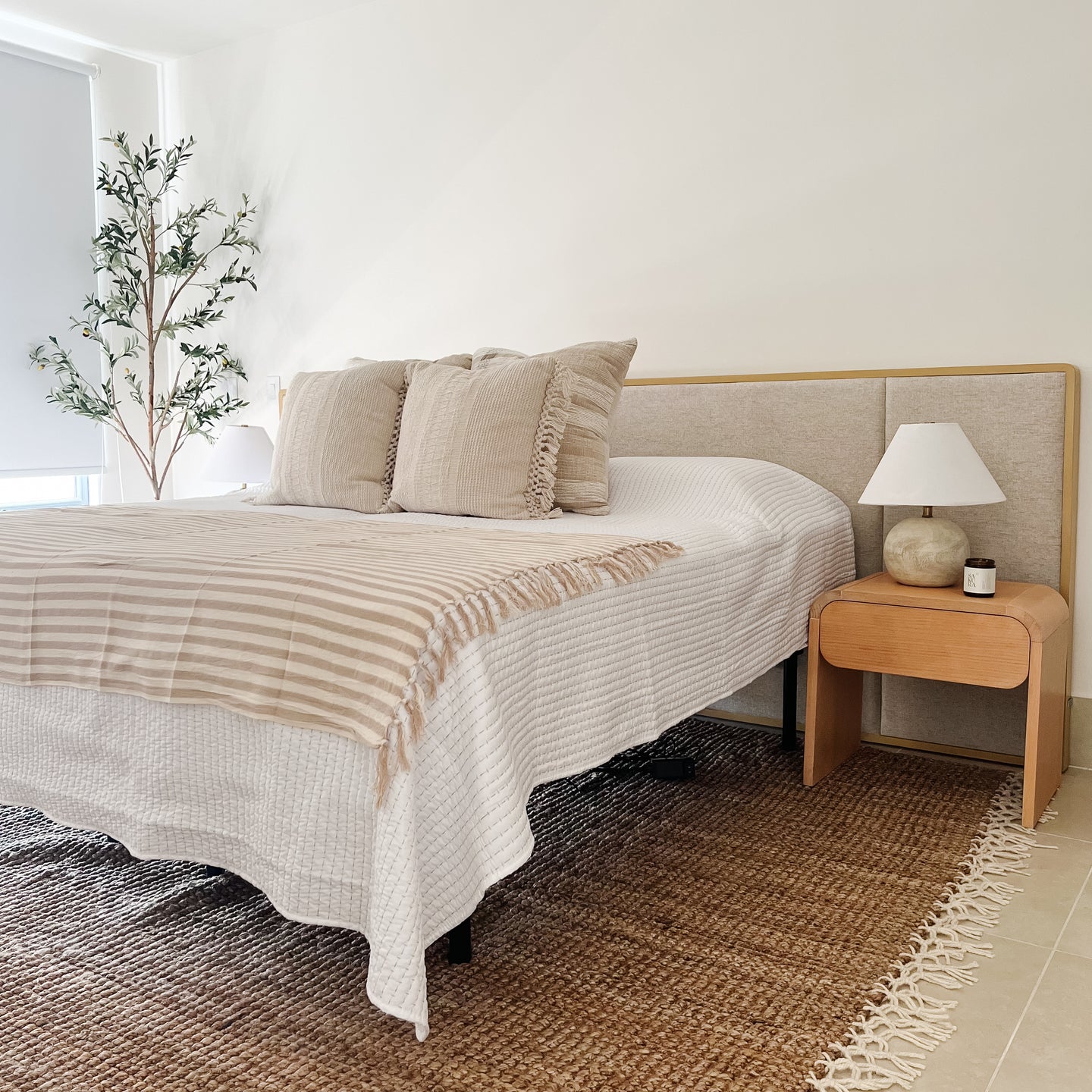 Mesas de noche & Gaveteros