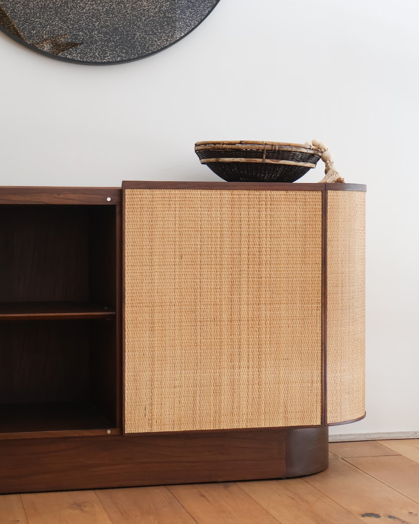 Vajillero Leone - Kokoa Home