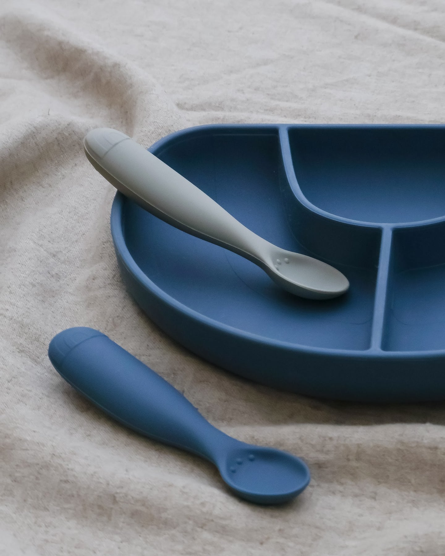 Plato con División, Azul