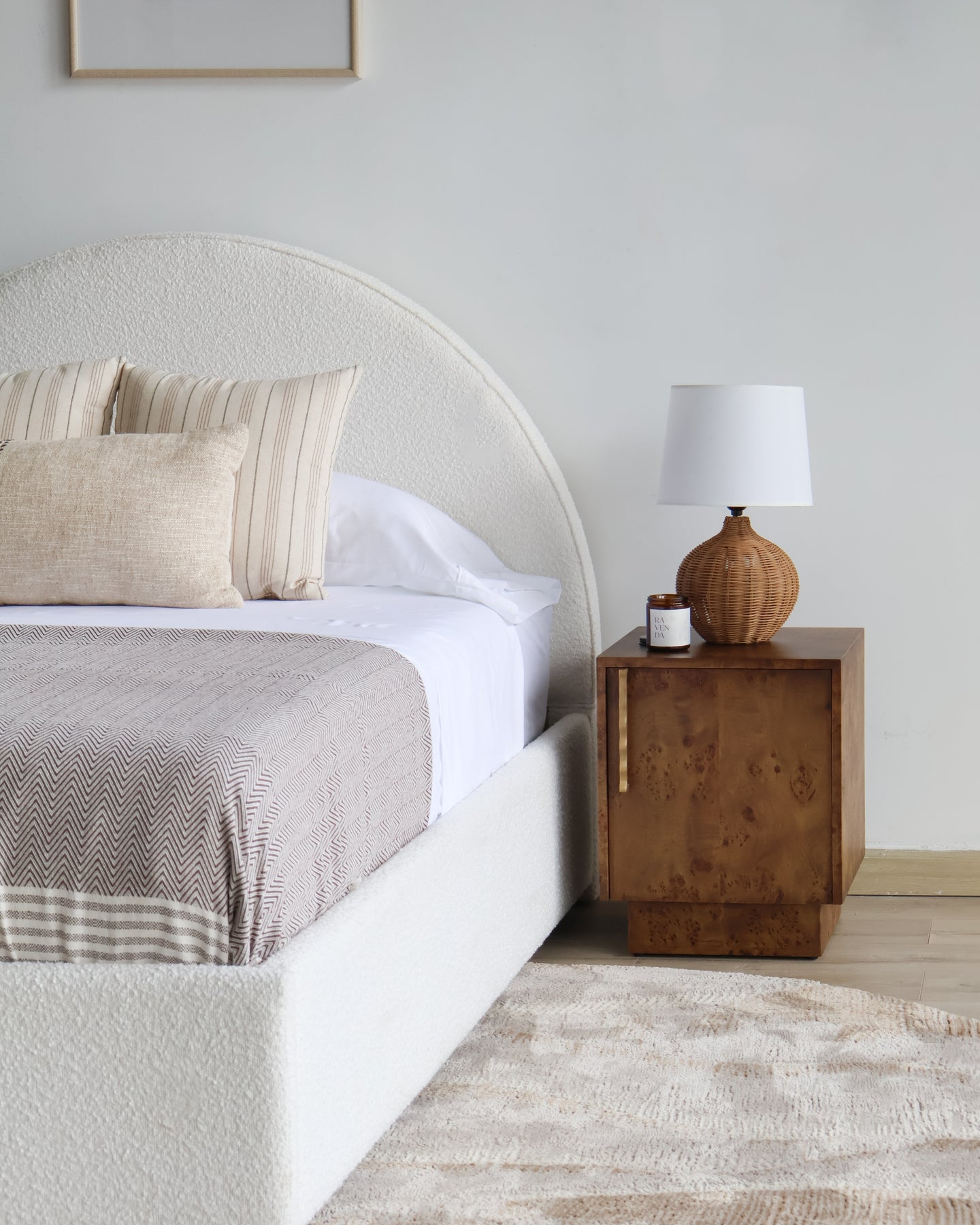 Mesa de noche Apia - Kokoa Home