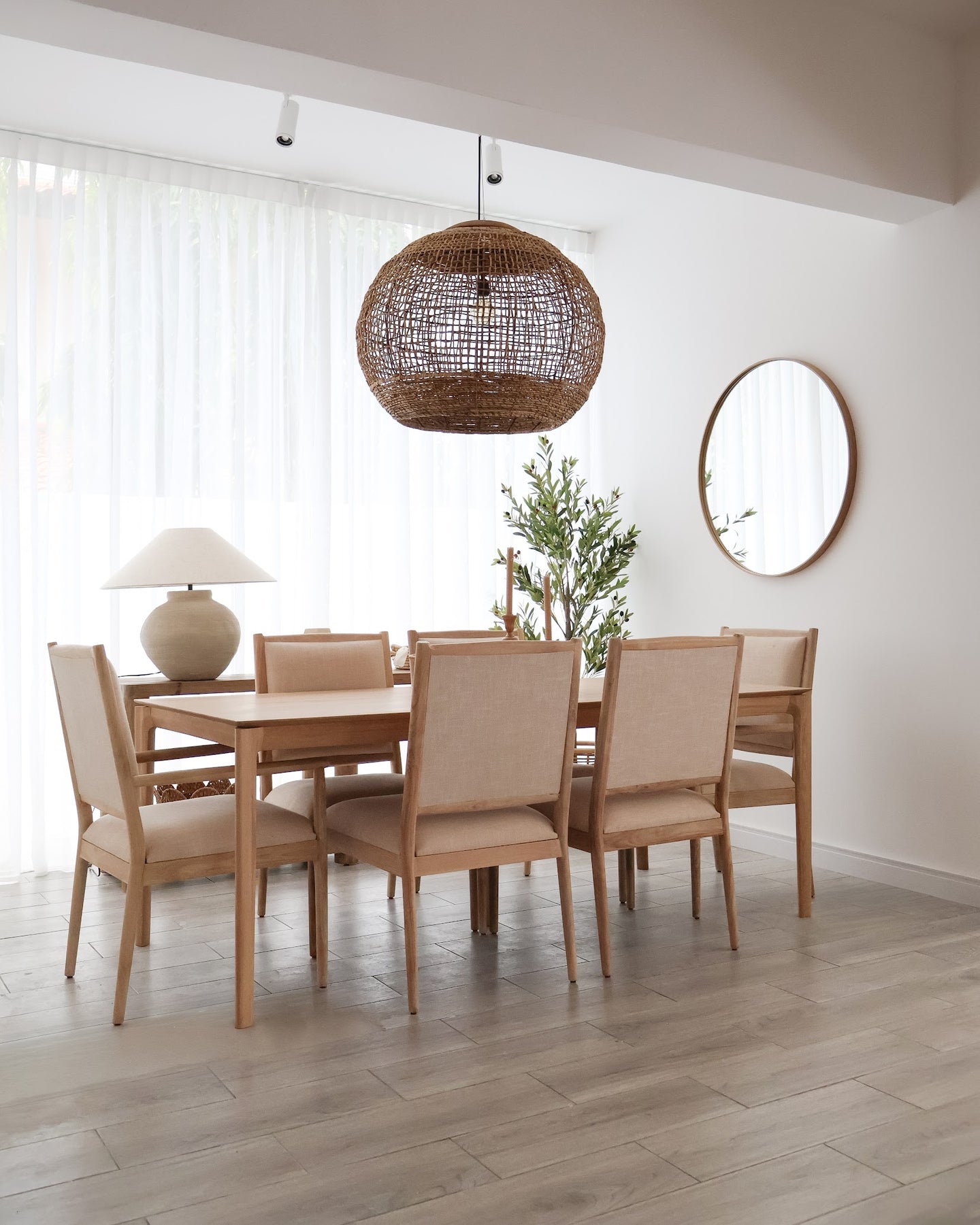 Mesa de Comedor Namur Roble - Kokoa Home