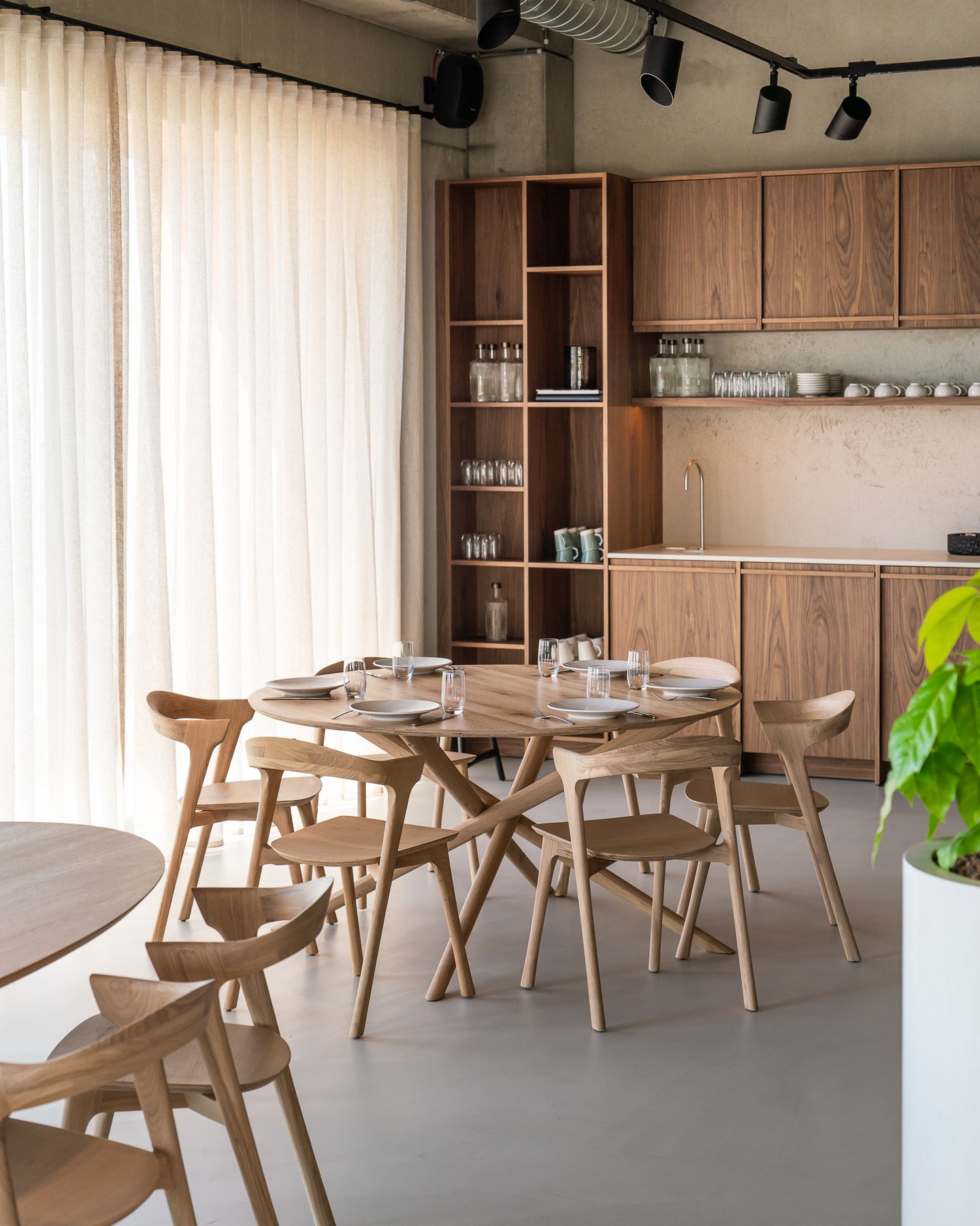 Mesa de Comedor Malinas (redondo) - Kokoa Home