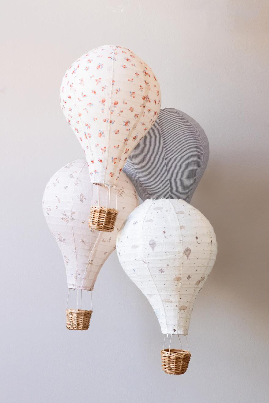 Lámpara Globo Aerostático, Ashley - Kokoa Home